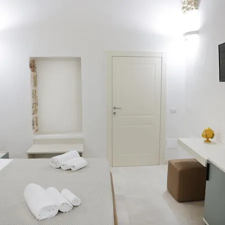 Le Due Corti 3* Matino