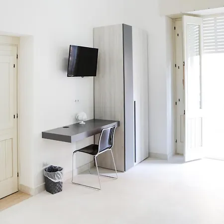 Le Due Corti לינה וארוחת בוקר 3*