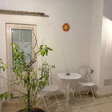 Le Due Corti 3* Matino