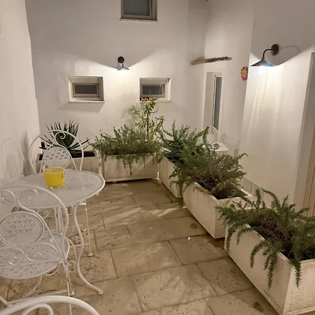 Le Due Corti 3* Matino